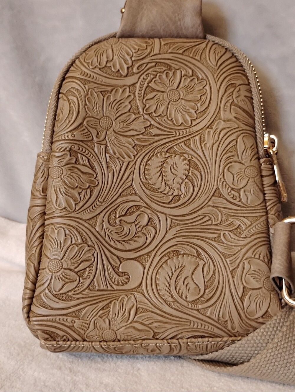 Used Unbranded Bag - Picture 3 of 7